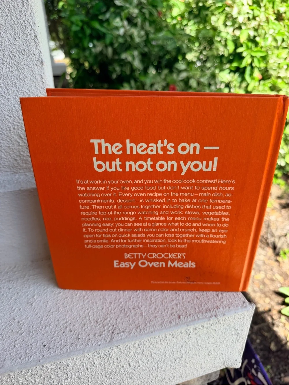 Vintage 1973 Betty Crocker Easy Oven Meals Cookbook 1st Printing Hardcover